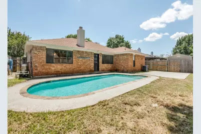 2654 Carrington Lane, Grand Prairie, TX 75052 - Photo 24