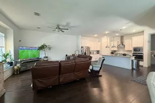 12963 Shepherds Hill Ln, Frisco, TX 75035 - Photo 6