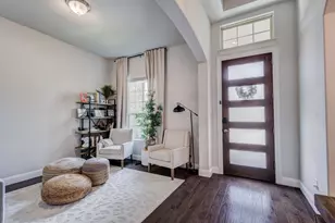 400 Headwaters Dr, McKinney, TX 75071 - Photo 2