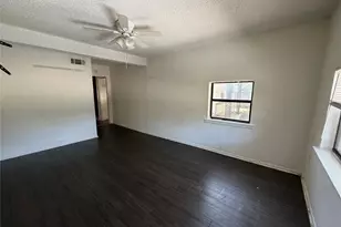 2005 Huntington Dr, Arlington, TX 76010 - Photo 8