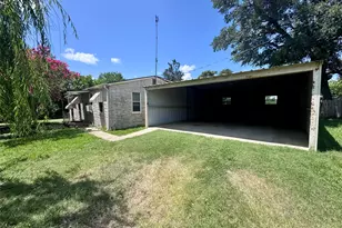 4860 Heritage Pkwy, Leroy, TX 76624 - Photo 4