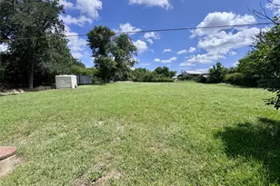 4860 Heritage Pkwy, Leroy, TX 76624 - Photo 18