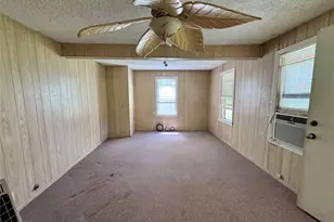 4860 Heritage Pkwy, Leroy, TX 76624 - Photo 6