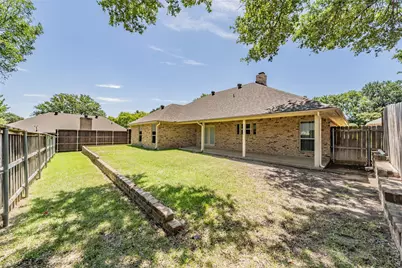 1633 Saxon Drive, Bedford, TX 76021 - Photo 38