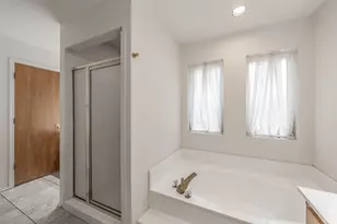 1633 Saxon Dr, Bedford, TX 76021 - Photo 20