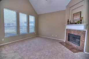 9400 Woodhurst Dr, McKinney, TX 75072 - Photo 4