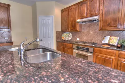 9400 Woodhurst Drive, McKinney, TX 75072 - Photo 6