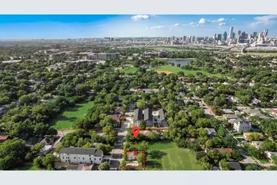 410 N Patton Avenue, Dallas, TX 75203 - Photo 2