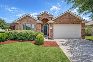 2216 Julian Dr, McKinney, TX 75071 - Photo 4