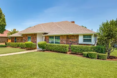 310 Barclay Avenue, Coppell, TX 75019 - Photo 2