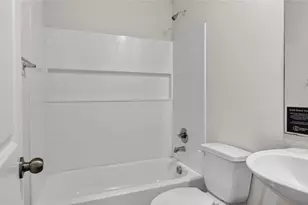 2128 R. W. Bivens Ln, Fort Worth, TX 76105 - Photo 12