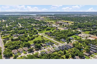 2128 Rw Bivens Lane, Fort Worth, TX 76105 - Photo 20