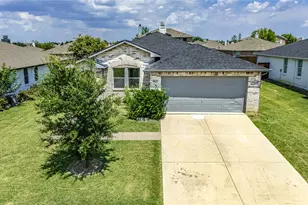 2621 Shorecrest Dr, Little Elm, TX 75068 - Photo 2