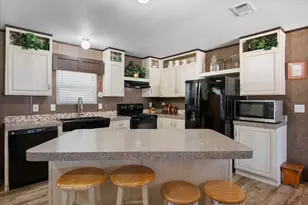 202 N 3rd Street E, Dawson, TX 76639 - Photo 4