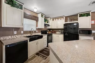 202 N 3rd Street E, Dawson, TX 76639 - Photo 6