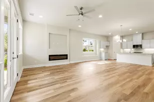 710 E McGee St, Sherman, TX 75090 - Photo 8