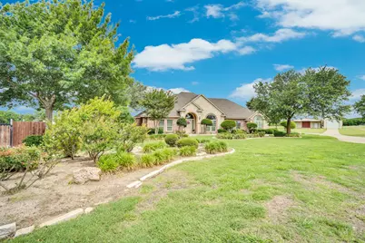 7810 Mavis Avenue, Waxahachie, TX 75167 - Photo 2