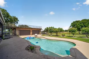 12070 Lake Trail Dr, Copper Canyon, TX 76226 - Photo 6