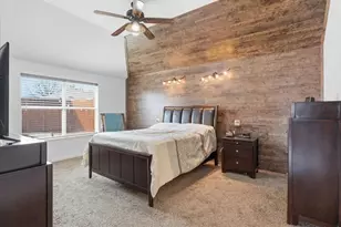 1039 Wood Brook Dr, Grand Prairie, TX 75052 - Photo 16