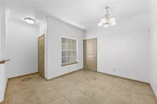 1526 Aldra Dr, Fort Worth, TX 76120 - Photo 12