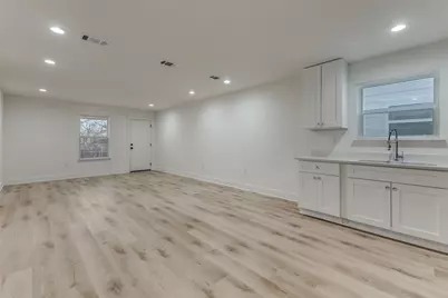 5518 Loving Drive, Garland, TX 75043 - Photo 8