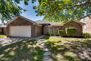 102 Canyon Ct, Waxahachie, TX 75167 - Photo 2