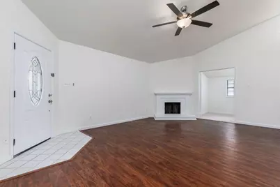 33 Crockett Court, Allen, TX 75002 - Photo 2