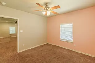 101 N Hubbard St, Alvord, TX 76225 - Photo 14