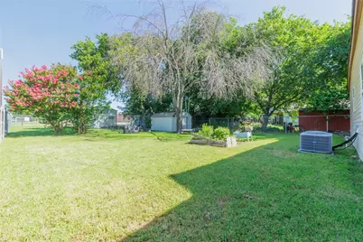 101 N Hubbard Street, Alvord, TX 76225 - Photo 20