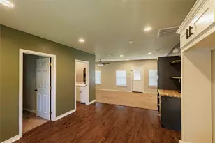 101 N Hubbard St, Alvord, TX 76225 - Photo 6