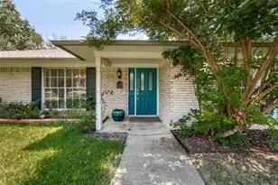 4372 Royal Ridge Dr, Dallas, TX 75229 - Photo 4