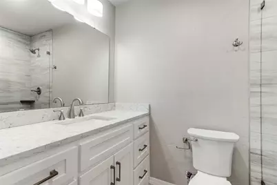 3000 Hilltop Drive, Euless, TX 76039 - Photo 10