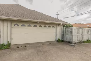 16404 Lauder Ln, Dallas, TX 75248 - Photo 38