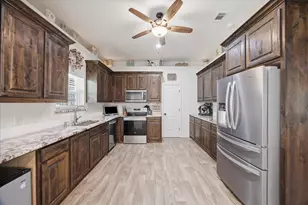 2301 Co Rd 1112, Farmersville, TX 75442 - Photo 10