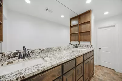 2301 County Road 1112, Farmersville, TX 75442 - Photo 14