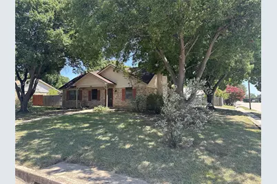 800 Pine Mountain Drive, Burleson, TX 76028 - Photo 1