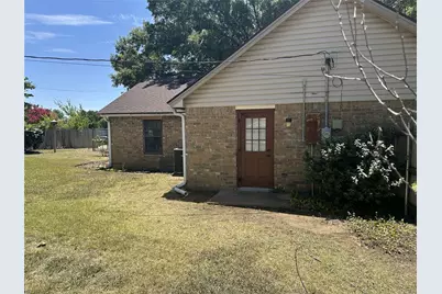 800 Pine Mountain Drive, Burleson, TX 76028 - Photo 32