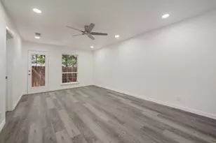 6215 Post Oak Terrace, Fort Worth, TX 76112 - Photo 12