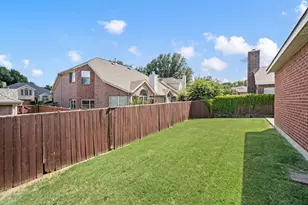 2308 Suntree Ln, Flower Mound, TX 75022 - Photo 24