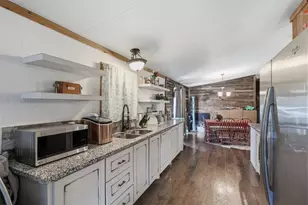 9132 Windmill Ct W, Cleburne, TX 76033 - Photo 18
