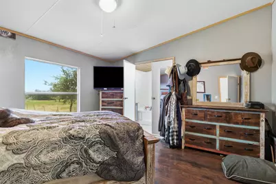 9132 Windmill Court W, Cleburne, TX 76033 - Photo 24