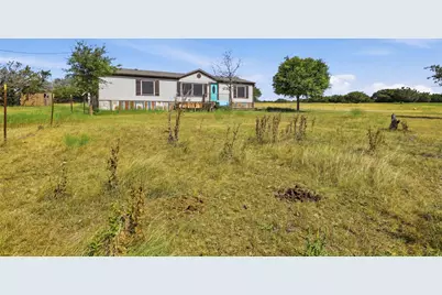 9132 Windmill Court W, Cleburne, TX 76033 - Photo 2