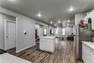 2805 Springdale Rd, Fort Worth, TX 76111 - Photo 8