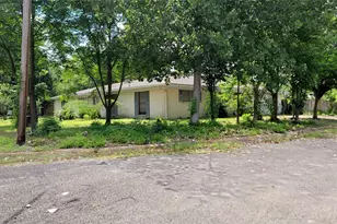 706 W 4th, Clarksville, TX 75426 - Photo 34