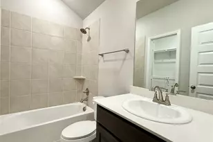 6318 Portsmouth Ln, Greenville, TX 75402 - Photo 10