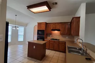 301 Ponderosa Trail, Murphy, TX 75094 - Photo 10