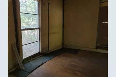 909 Ivan Road, Waco, TX 76706 - Photo 6