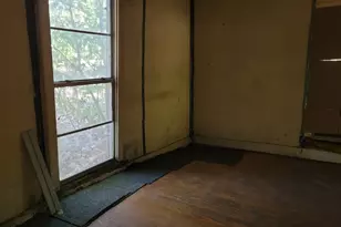 909 Ivan Rd, Waco, TX 76706 - Photo 6