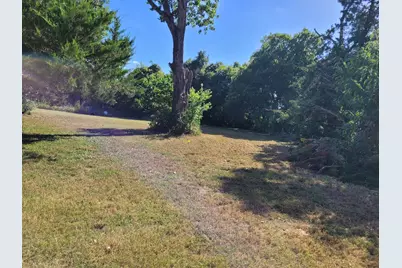 909 Ivan Road, Waco, TX 76706 - Photo 10