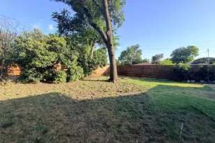 10208 San Lorenzo Dr, Dallas, TX 75228 - Photo 6